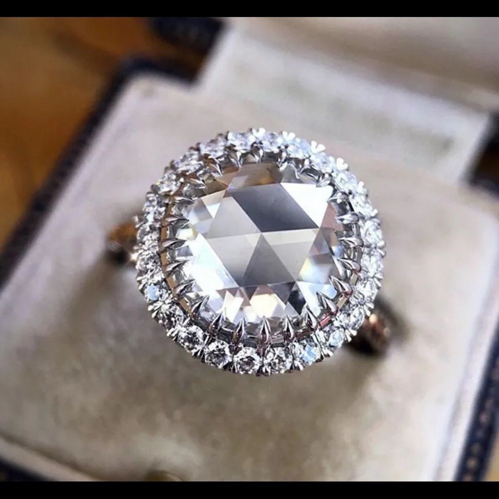 925 ROUND CUT WEDDING BRIDAL RING - Picture 2 of 3